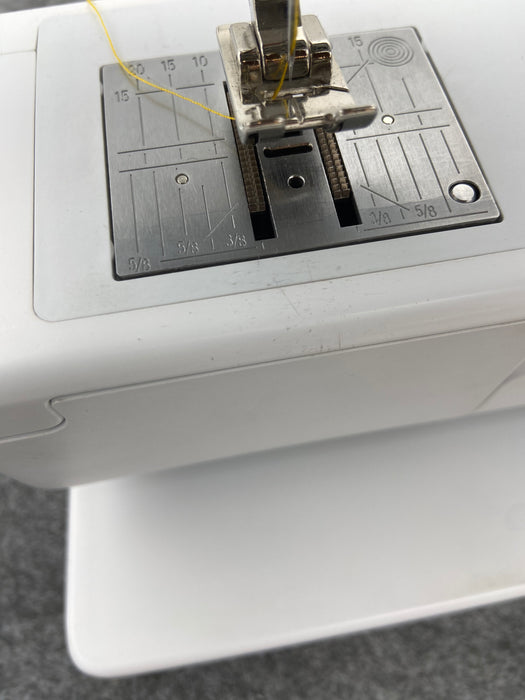 Gebraucht: Bernina B330 Nähmaschine