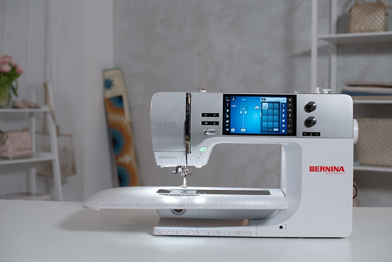 BERNINA 735 PRO Näh- und Stickmaschine (ohne Stickmodul)