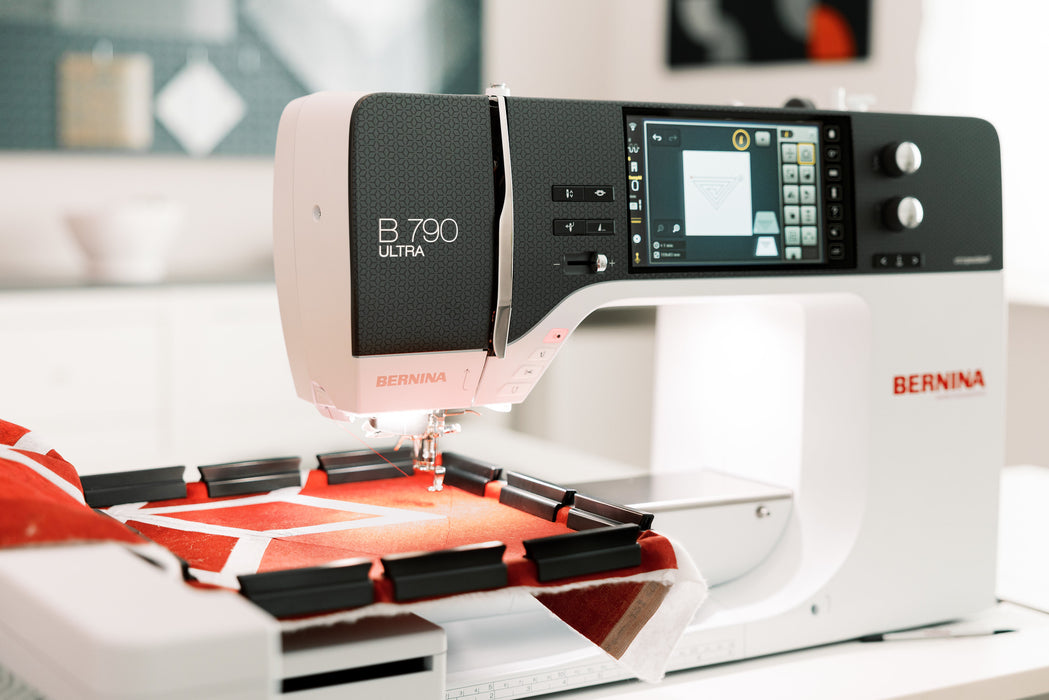 Bernina B 790 ULTRA Näh- und Stickmaschine inkl. Stickmodul